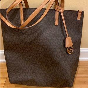 Michael Kors Tote Bag. BARELY USED